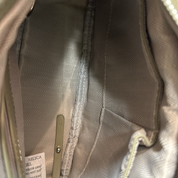 A vegan sage purse eco stitch collection - Picture 3 of 9